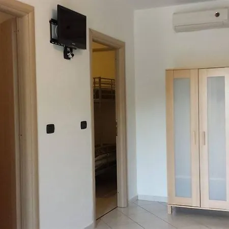 Diamond Hotel 3*