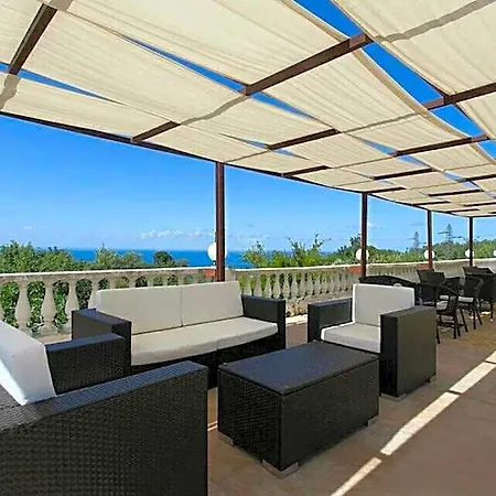 Diamond Hotel 3*