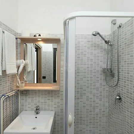 Diamond Hotel 3*